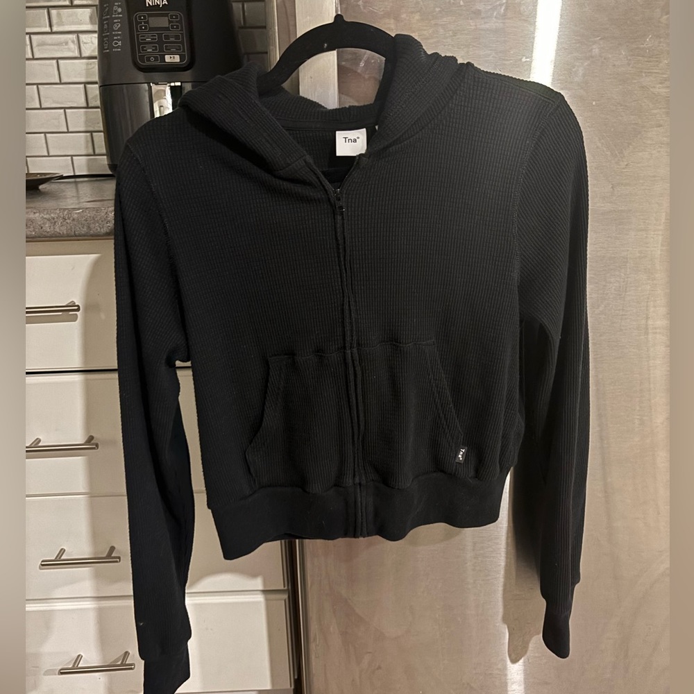 THERMAL WAFFLE CROPPED ZIP HOODIE TNA